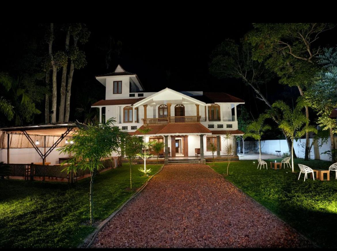アーラップーザ県 Marari Casa De Victoria Bed & Breakfast エクステリア 写真